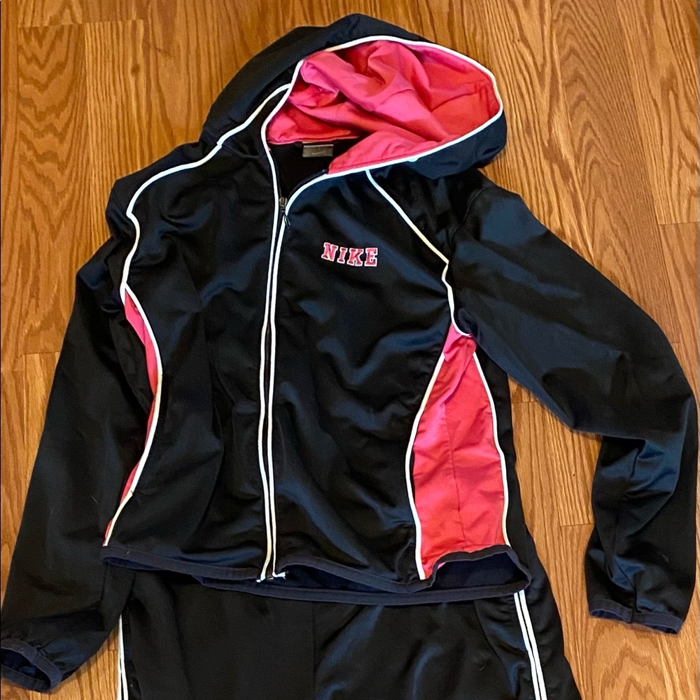 Women’s Nike workout pants and jacket
